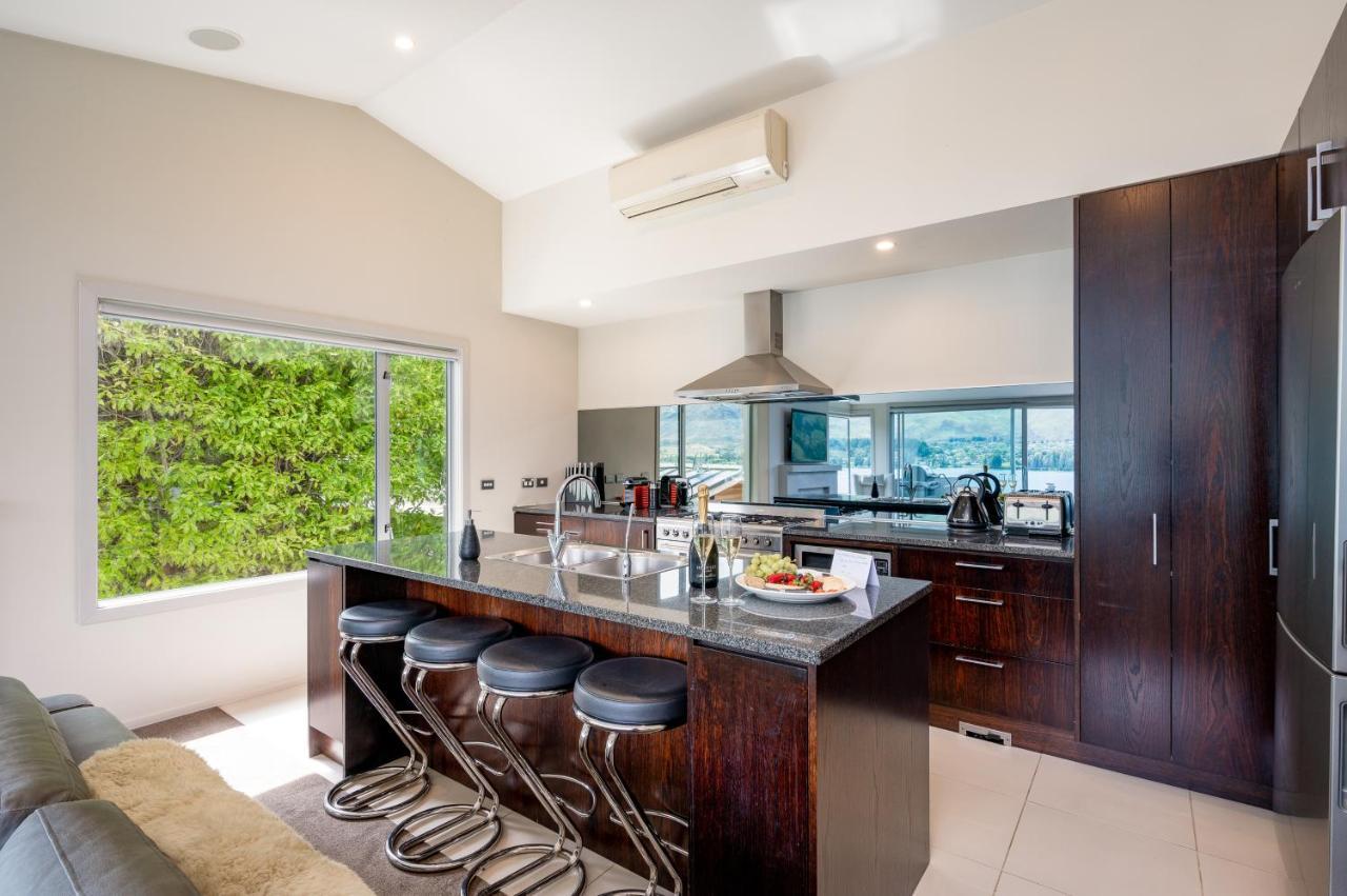 Luxury Lakeview Vista Apartment Wanaka Zewnętrze zdjęcie