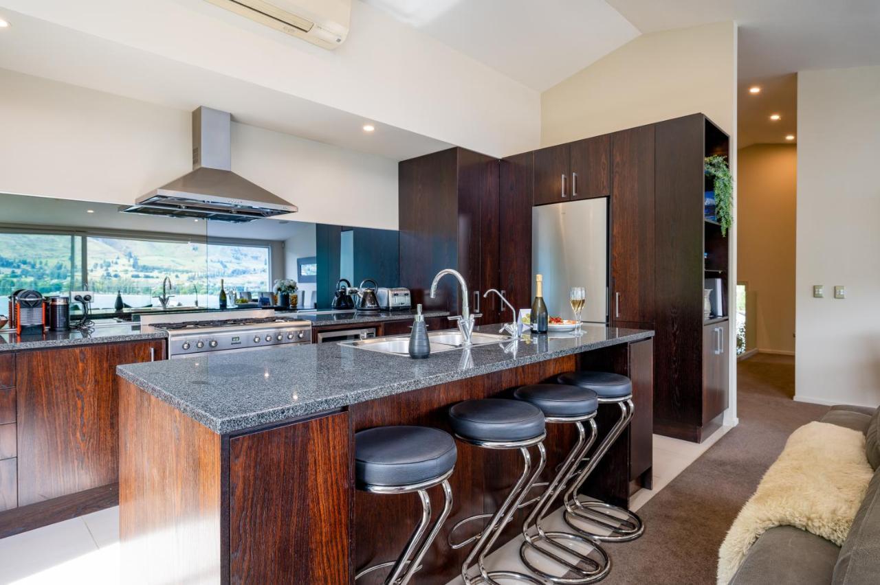 Luxury Lakeview Vista Apartment Wanaka Zewnętrze zdjęcie